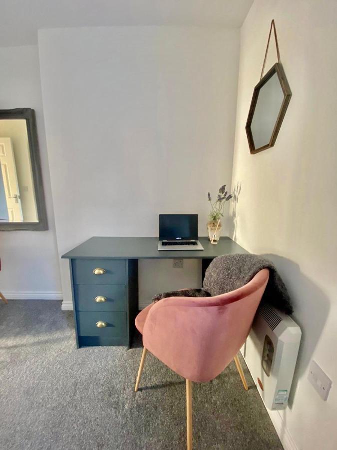 Apartament Chase Heights Rugeley Zewnętrze zdjęcie