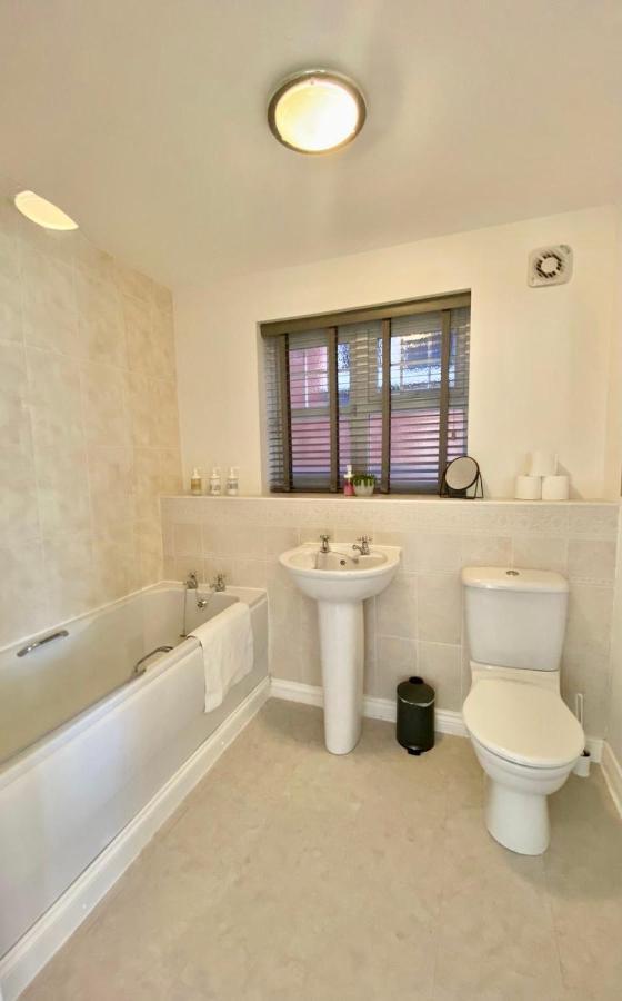 Apartament Chase Heights Rugeley Zewnętrze zdjęcie